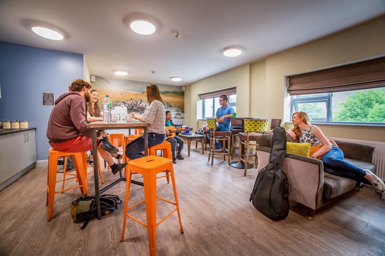 Wild Atlantic Hostel لينوان المظهر الخارجي الصورة