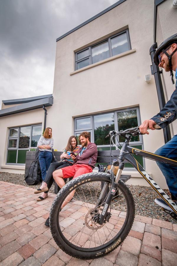 Wild Atlantic Hostel لينوان المظهر الخارجي الصورة